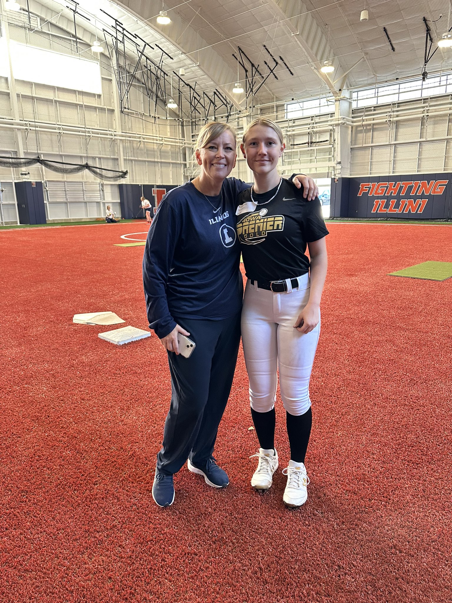 McKenna Stewart (McKennaS_7) / Twitter