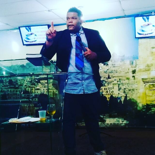 AlexssandroCan8's tweet photo. Tudo que Jesus conquistou na Cruz e direito nosso e nossa herança https://t.co/Q5NWDijeSV