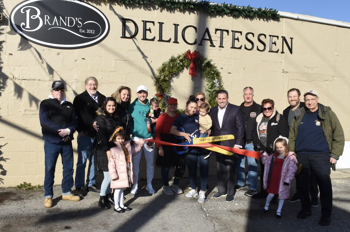 Thrilled to welcome Brands Deli @IslandParkNY! Excellent service, quality products, fair prices and smiles - that’s what the team at Brands promises. So thankful for them to be part of this great place we call home!