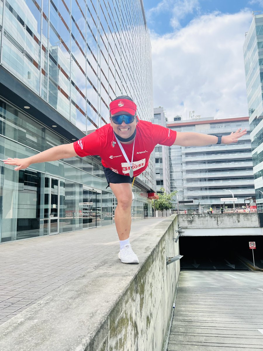 JohnJairoNova's tweet photo. Aterrizando en la #RunTour2022 de @Avianca 
Buena organización y @Compensar_info siempre rompiéndola! https://t.co/Aa5HFPz0Zr