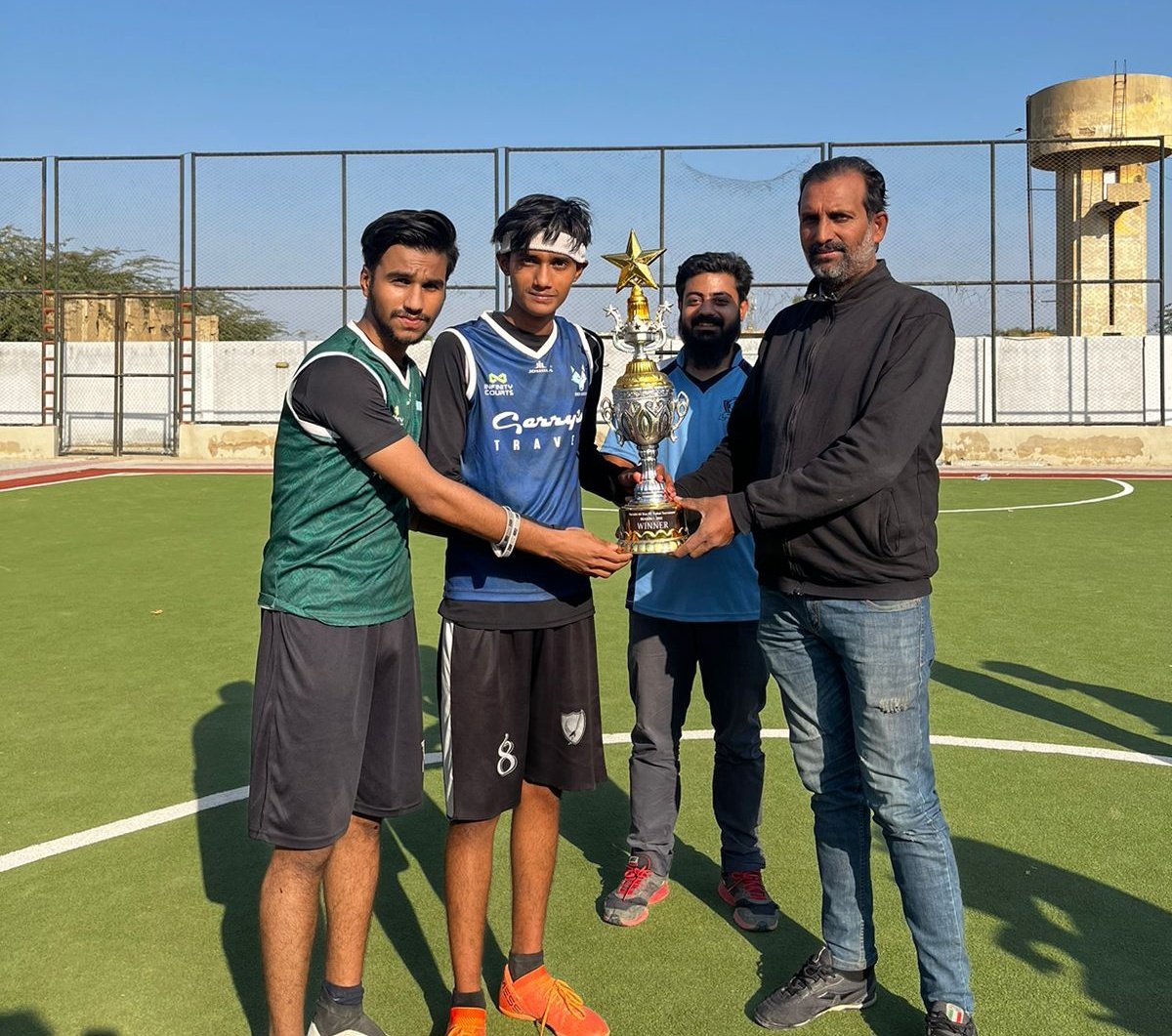 karachi_star1's tweet photo. Karachi All Stars Futsal Tournament
Season #1 ⚽
Winner's 🏆 (Forza Karachi)
#FIFAWorldCup
#FootballUnitesTheWorld
#Footballplay #FootballFiesta #FootballNEXT #footballnews #Football #Futsal #FutsalSCP #PSFF https://t.co/hK5QS7Lb8T