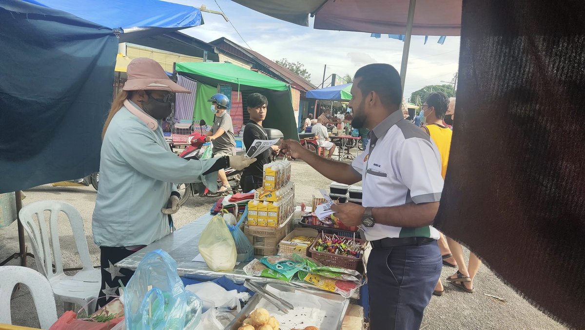 anandaak025's tweet photo. 04/12/2022, 9.15pg (Part12)
Walkabout ke Pasar Pagi Lunas.
ANANDA AK, CALON NO.5
P017 - PADANG SERAI
UNDILAH 
CALON BEBAS (LAMBANG KUDA)
#AK
#P017PadangSerai
#PadangSeraiKu
#CalonNo5
#DaripadaRakyatUntukRakyat
#SatuKaliLah
#MalaysiaKuBahagia
#PRU15
#aspirasipadangserai https://t.co/iZf5KekqJz