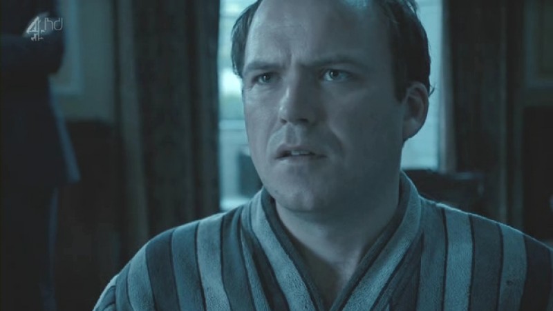 SeriesUpdateFR's tweet photo. Il y a 11 ans, la série Black Mirror diffusait son premier épisode. https://t.co/wVJ5p95xXM