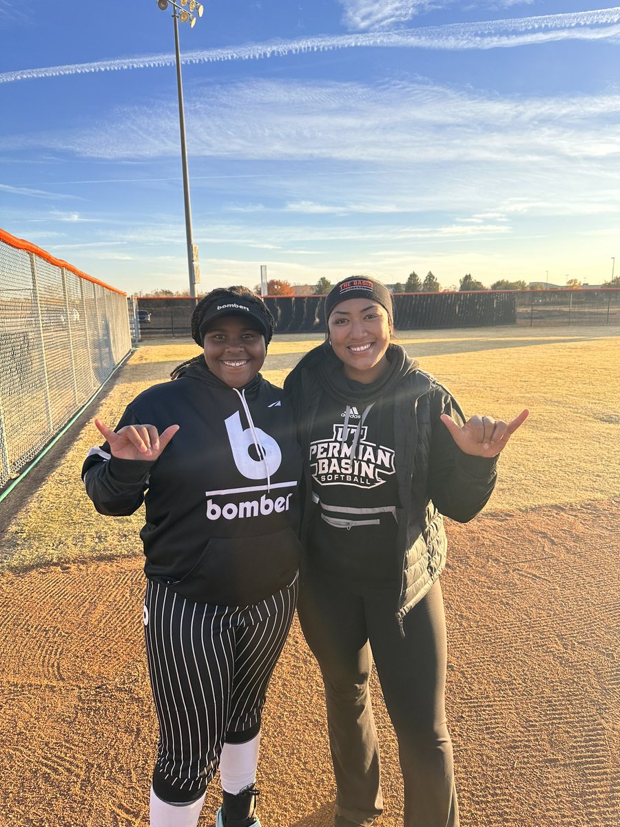 Had a amazing time with <a href="/utpb_softball/">utpbsoftball</a> yesterday. I am thankful for Coach Mendez, Coach Laina, Coach Zack, and all the girls who helped make camp a great experience. I even got to see my girls <a href="/A_Starks22/">Amyah Starks 2024</a> and <a href="/angelinaLarae02/">angelina</a>.