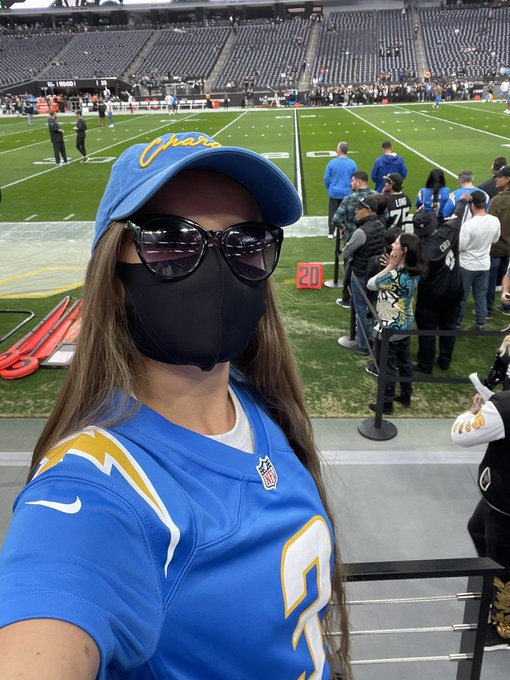 Inside enemy territory ?#BoltUp https://t.co/xNhN606oWO