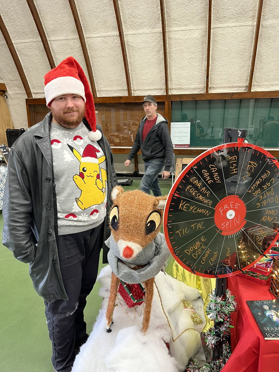 PortalProphecy's tweet photo. Thank you #allcanadianevents for another successful event! #parisontario #parischristmasmarket https://t.co/pB22XZqmWq