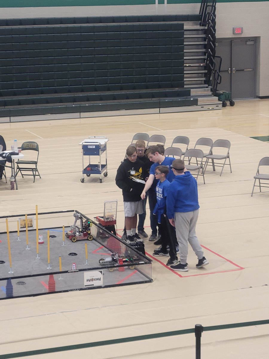 CFalk88's tweet photo. AHS Robotics Team 21945 had a lot of success in our first competition yesterday placing 1st out of 23 teams! Thanks to our partnership with #PurdueINMaC
We look forward to our competition next weekend in hopes to keep improving as a team. @PurdueINMaC @AvonHSPrincipal @AvonSupt https://t.co/mOPMWXpUIu
