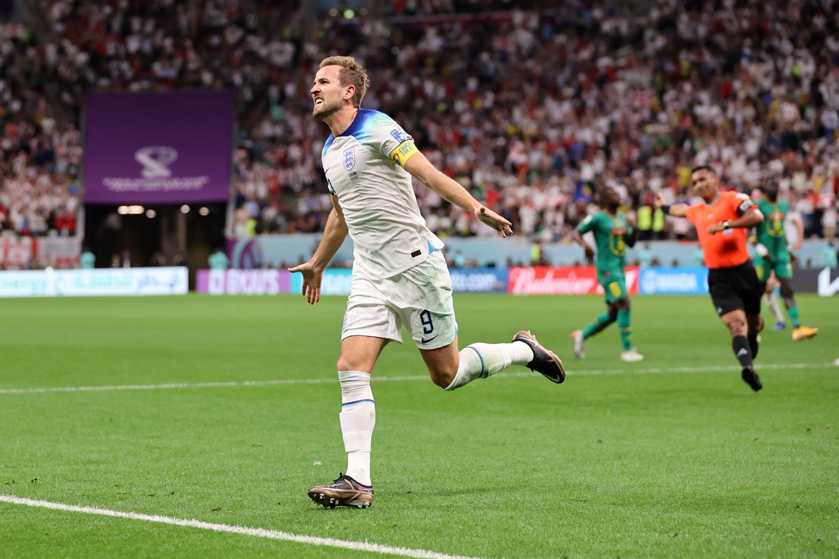 FIFAWorldCup's tweet photo. Up and Running 💥

#ENG | #FIFAWorldCup https://t.co/H0ToqQ4ROK