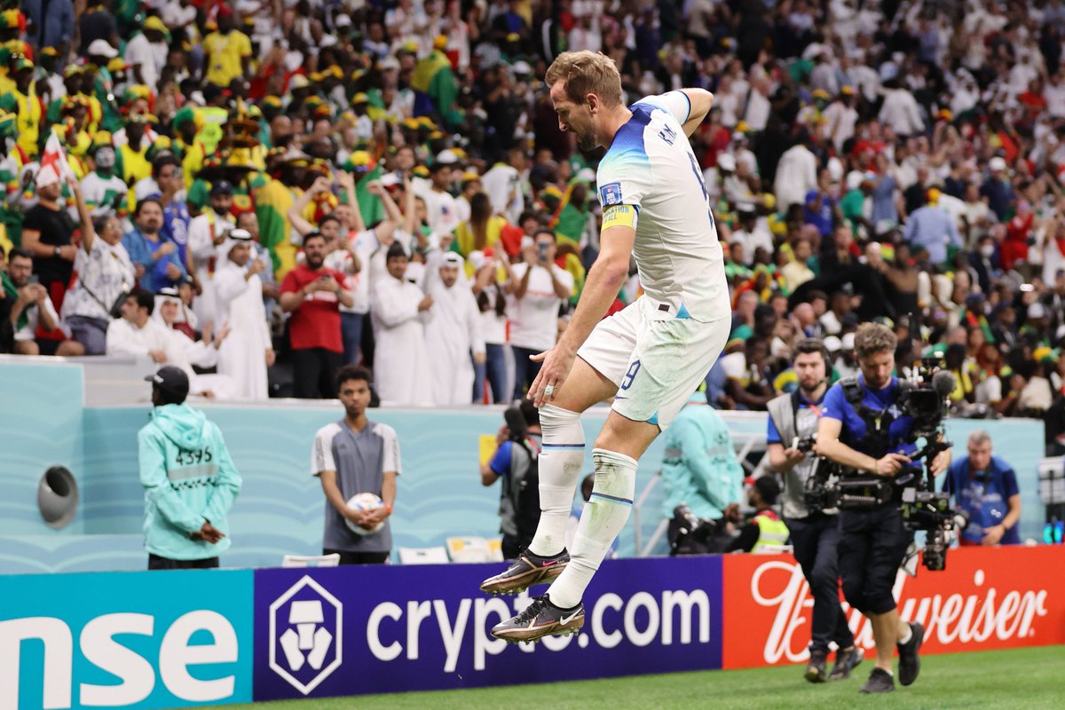 FIFAWorldCup's tweet photo. Up and Running 💥

#ENG | #FIFAWorldCup https://t.co/H0ToqQ4ROK