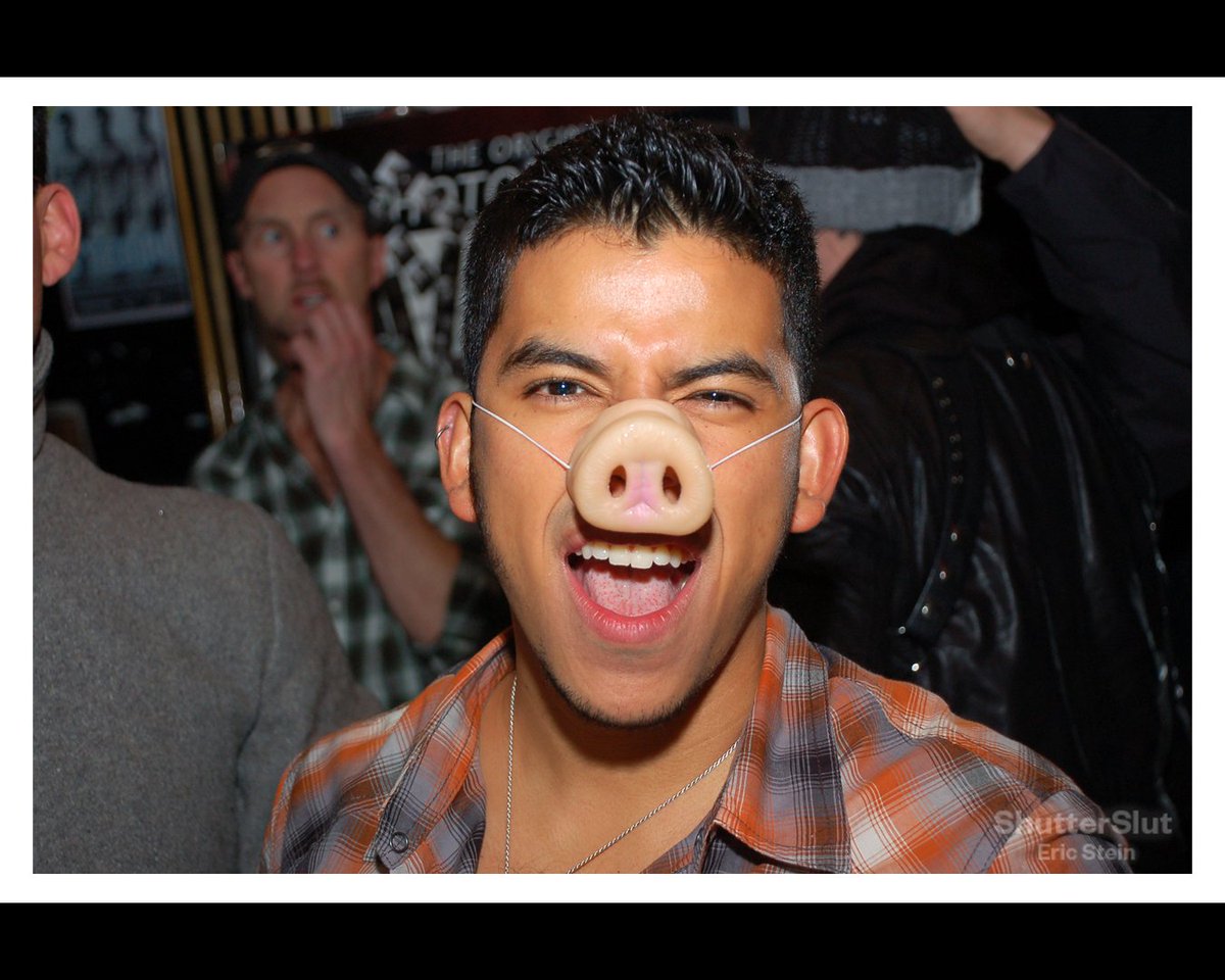 RetroQueerSF's tweet photo. If @e.l.batman isn't the cutest little #piggy then I just don't know who is.
#2011
#LGBTQ #LGBT #SanFrancisco #90s #00 #queer #gay #retro #SF #instagay #shutterslut #nightlife #nightclub #gaymen #gayman https://t.co/buOvTXzkd5