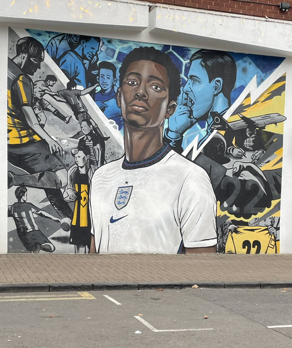I spent the day filming in Jude Bellingham’s home town of Stourbridge yesterday…think they need to add some flames to that mural 🔥 #eng #FIFAWorldCup