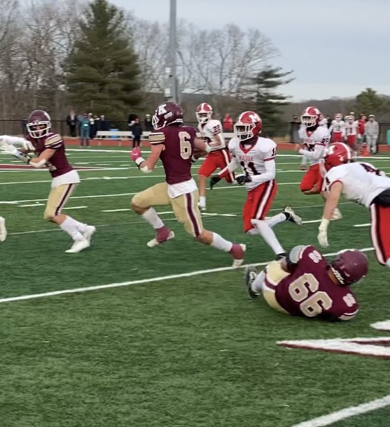 KHS_Athletics1's tweet image. Killingly 54 Masuk 51 final #cthsfb Killingly advances to the state championship game for the 4th time in the 5 FB seasons @nhrJoeMorelli @GameTimeCT @GameDayCT