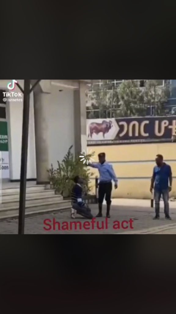 mesfindesalegn4's tweet photo. @HermelaBrook አሁንስየ97 ምርጫ ጊዜ  ይመስላል  ምነው ህግ አስፈፃሚ እንዲህ ከሆነ በጣም ያማል ጭፍጨፋው በዛ በጣም በዛ https://t.co/1DOmOZGg4D