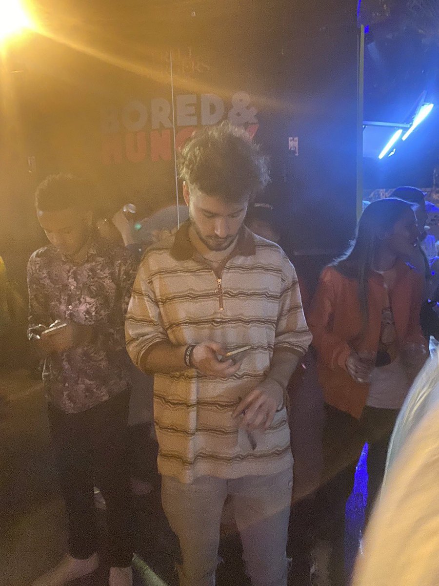 “Art Basel was a fucking movie” 

“The BAYC event was LITTT” 

Nft Mfers: