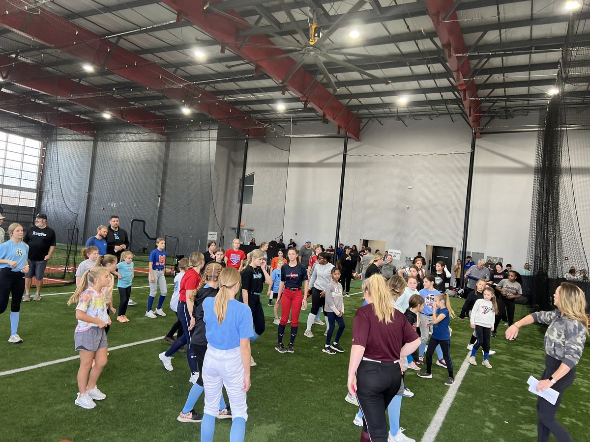 knightsms_sb's tweet photo. First round of tryouts in the books. Lots of talent today in Madison!! Excited to see that the Knation is growing!! @SPInstitute_MS @maruccisoftball @kksoftball4L https://t.co/PVJHG2FRMT