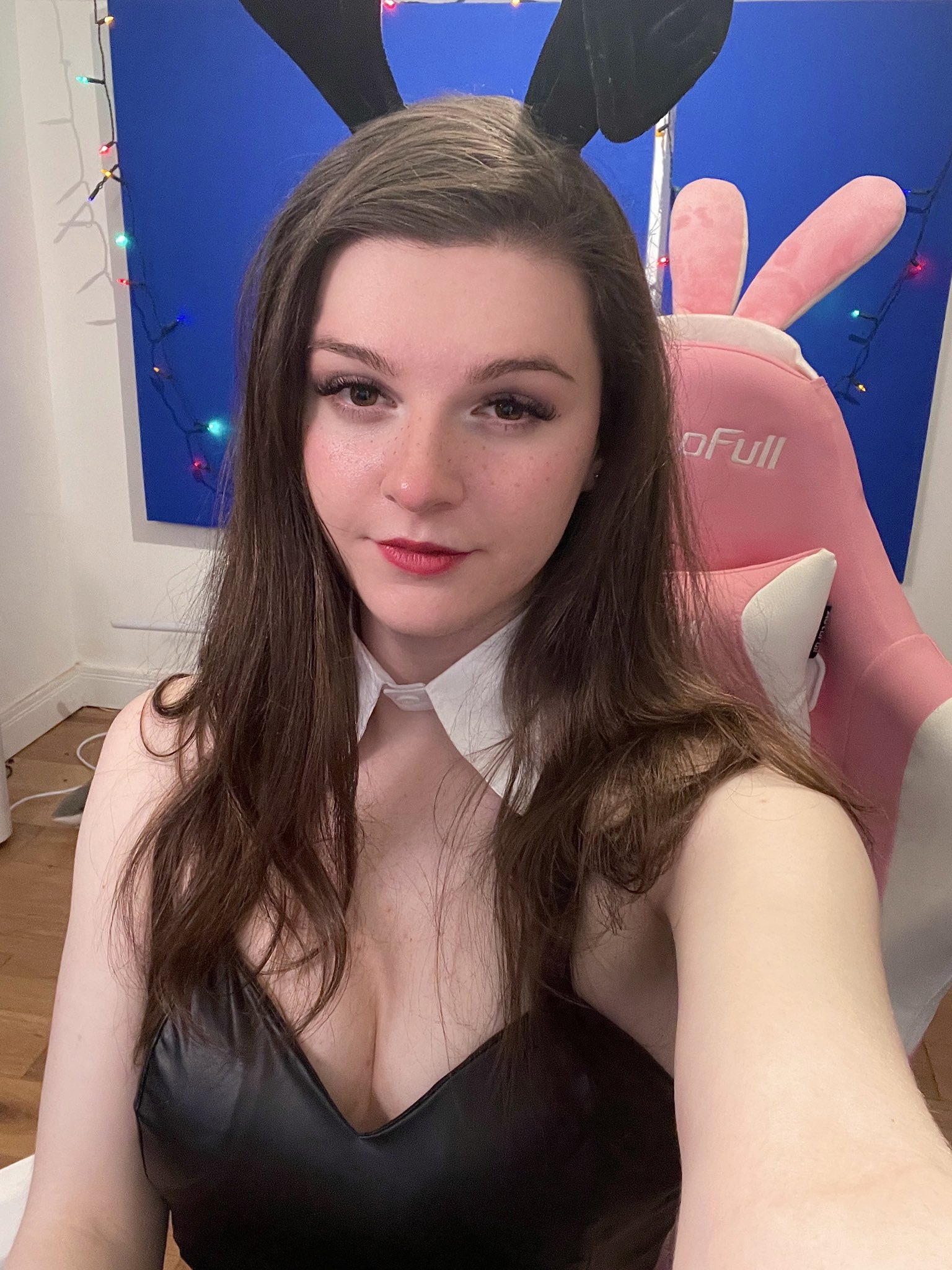 F1NN5TER on Twitter: "im just one of the boys, a very manly man https