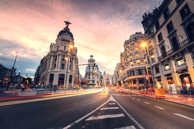 Almarae_Viajes's tweet photo. 🎬El sector audiovisual en Madrid es un motor económico con más de 3.100 empresas dedicadas a actividades cinematográficas, de vídeo y programas de televisión. Ahora @MADRID ha aprobado una línea de subvenciones de 1,1M con proyectos disruptivos. @Madrid_FO 🇪🇸 https://t.co/AAfXwY4xht