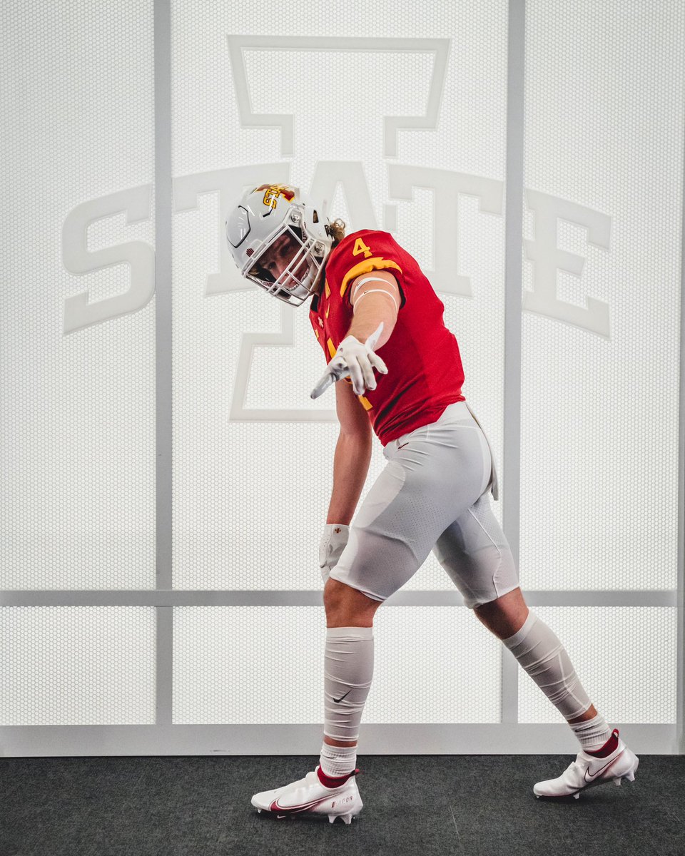 Isaac TeSlaa tweet media