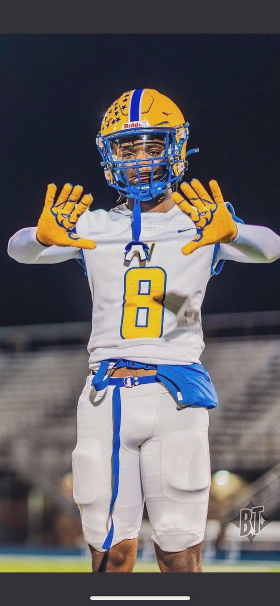 Let’s talk about it!!40+ receptions 1,300+ receiving yards with 22TD’s🗣️🗣️<a href="/CoachCowart1/">@CoachCowart</a> <a href="/412_CoachG/">George Mason</a> <a href="/WHCoachGreen/">Coach Green</a> <a href="/Kingrenzo1600/">Renzo King</a> <a href="/coachwil_412/">Ball So Hard</a>