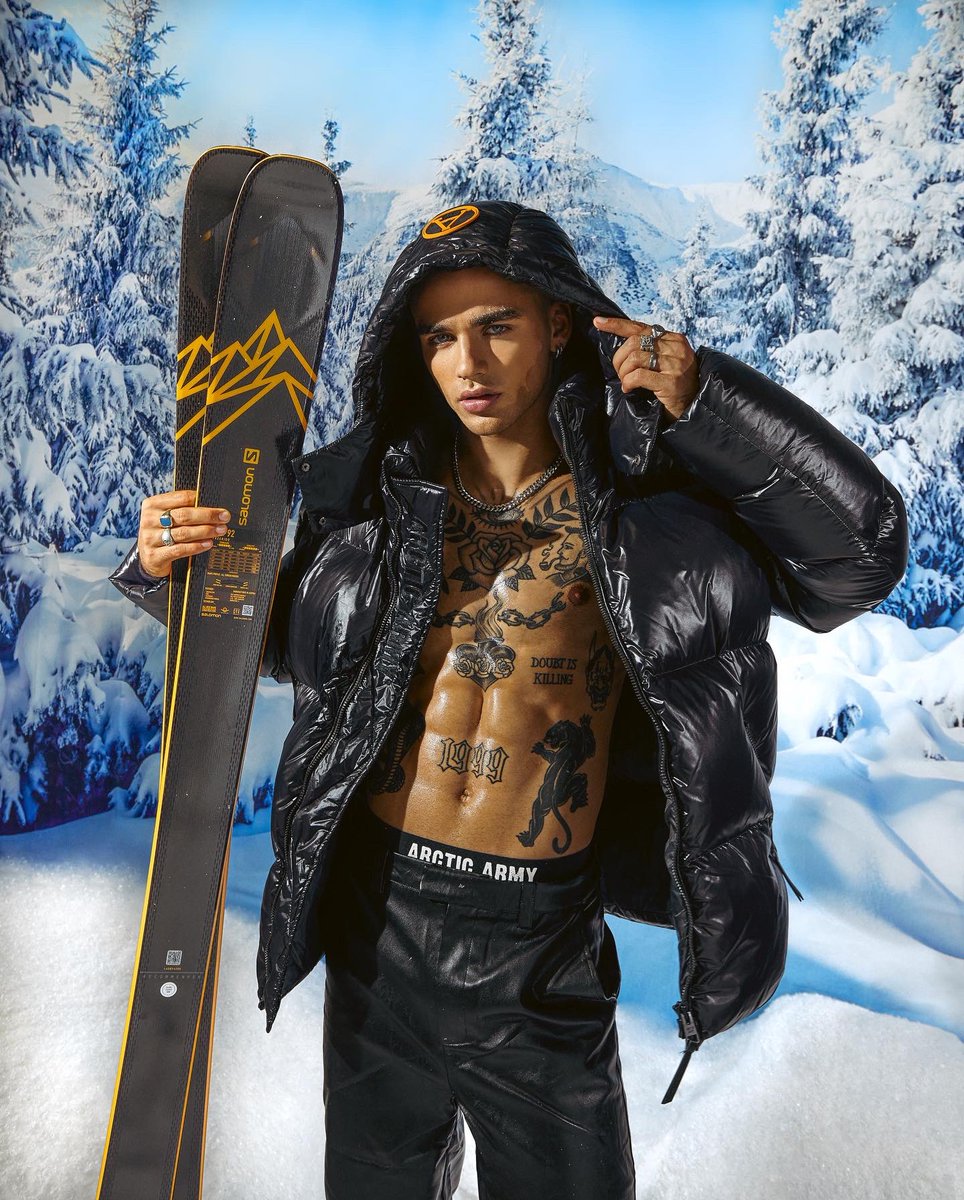 itsbycp's tweet photo. @tnatswa & DONOVAN for Arctic Army shot by me #byCP https://t.co/YatyuqElR6