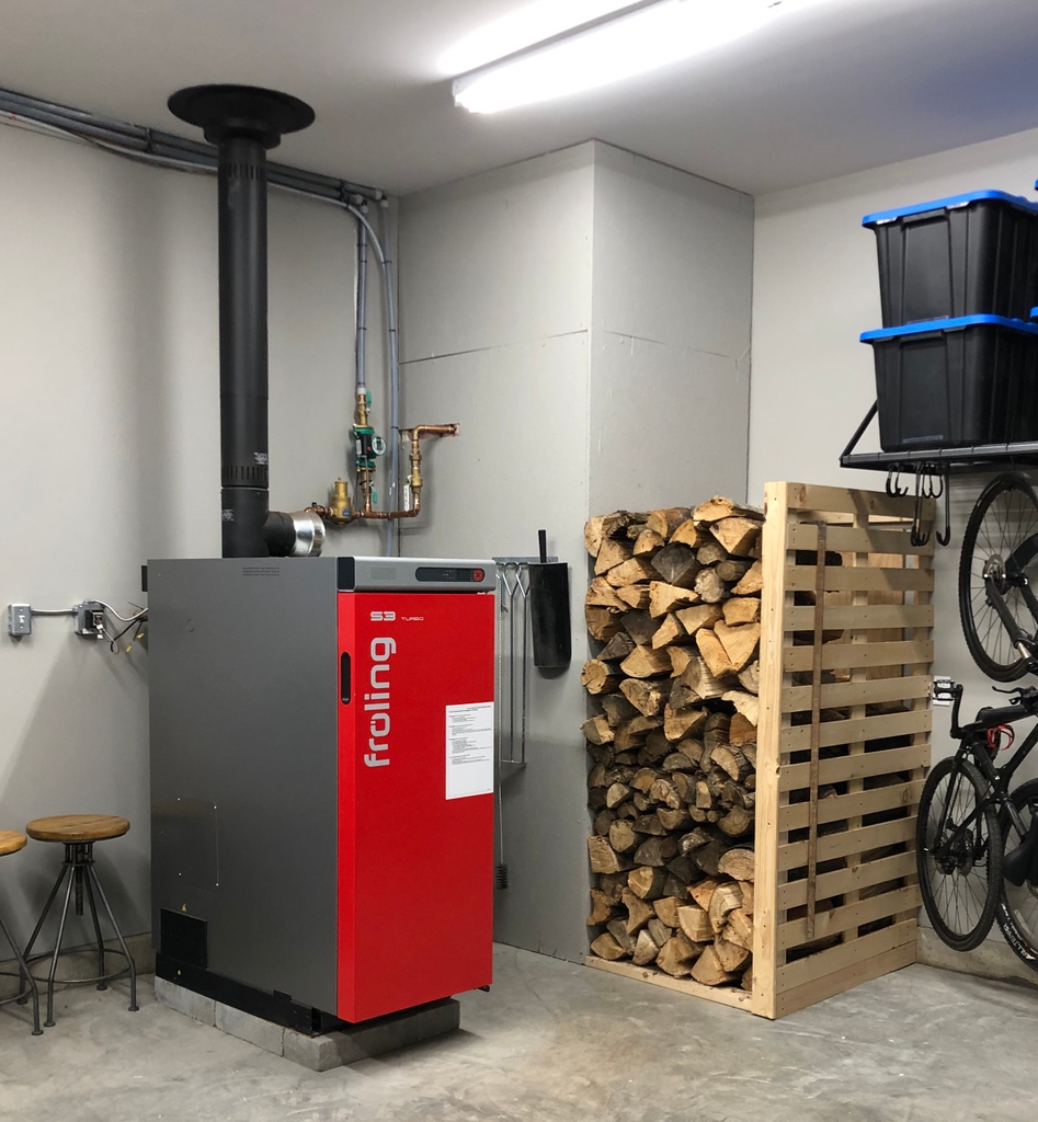 Biothermic's tweet photo. Heat with a low carbon, sustainable and clean energy?  Wood in a modern high efficiency boiler will give years of worry free, affordable low carbon energy.  #sustainable https://t.co/x72qRsz0ON