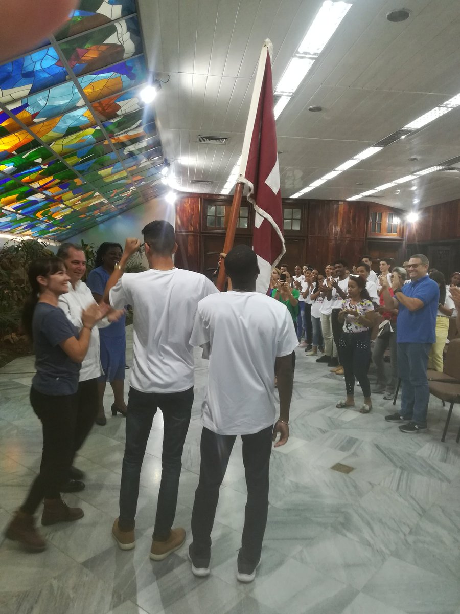 StgoUjc's tweet photo. Con la presencia de Karla Santana Rodríguez, Presidenta Nacional de la FEU, y las principales autoridades del Partido, el Gobierno y la #UJCStgo, se realiza en #SantiagoDeCuba, Acto de Abanderamiento de la delegación que representará a la Provincia, en el X Congreso de la #FEU. https://t.co/PbQURe8aeB