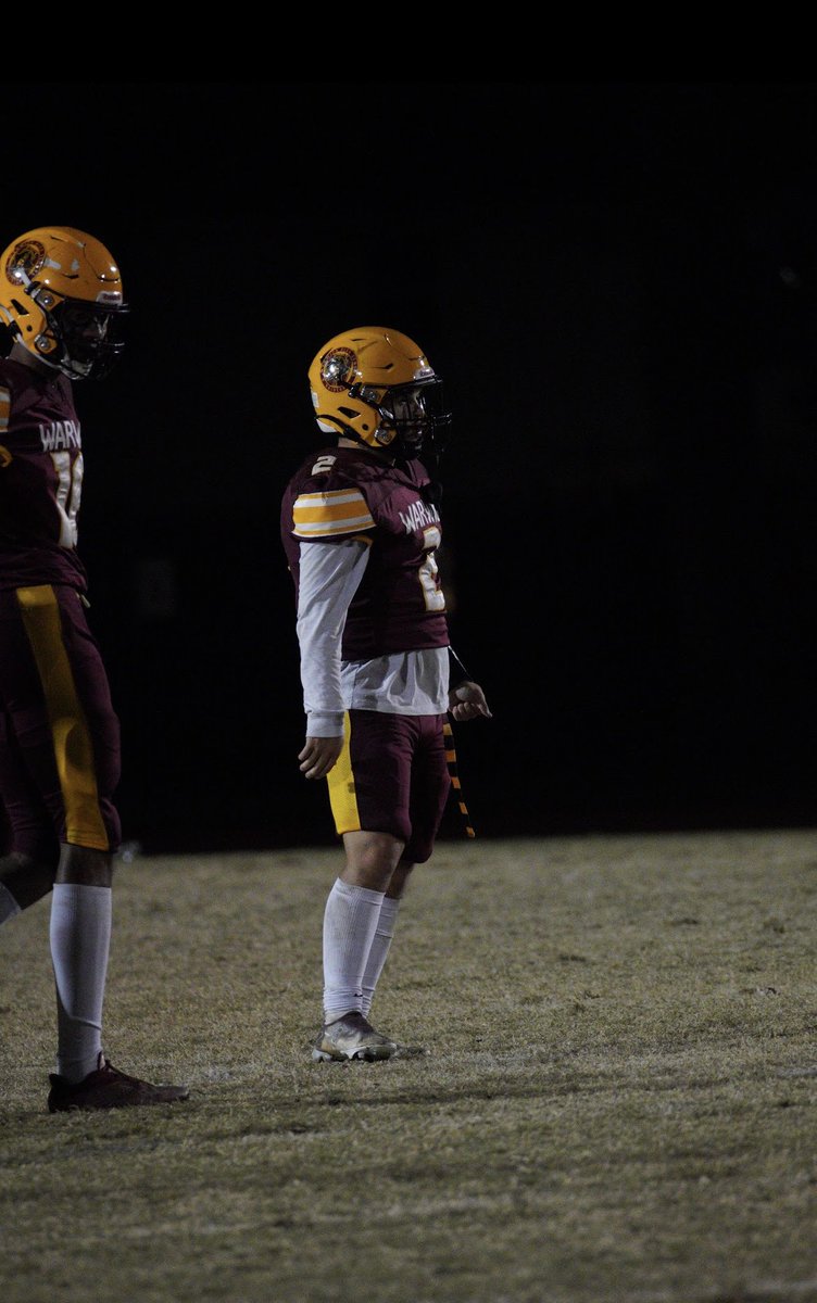 BryceBuchanan12's tweet photo. My high school career came to an end yesterday, we fell short as a team, but we made history. I’m grateful for all my coaches and teammates who have not only elevated my skill but also taught me life lessons as a Warwick Football Player. Im glad I was apart of this team, B2 out💔 https://t.co/1ZkgIMyYsJ