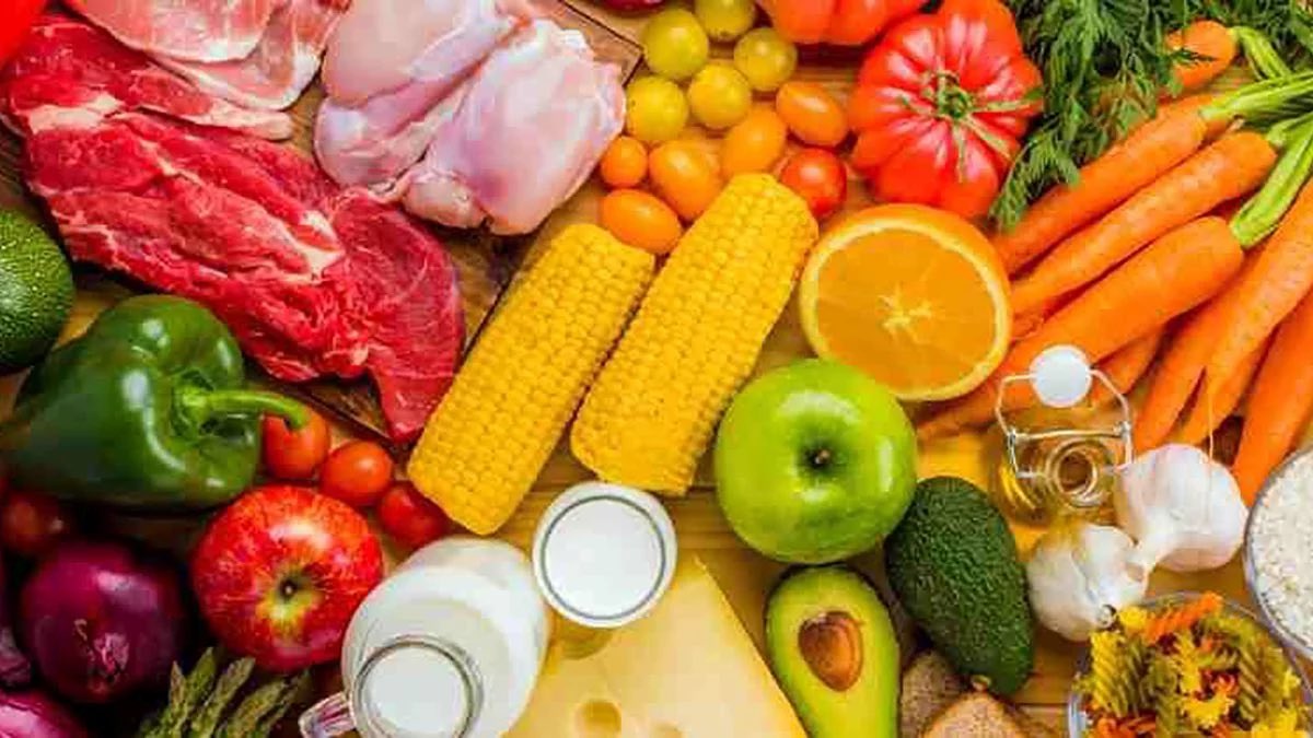 MarcMarfilEF's tweet photo. L’alimentació en els infants és un factor molt important que tots hauríem de tenir en compte. Les escoles juguen un paper fonamental en aquest àmbit, ja que poden fomentar accions com berenars solidaris o deixar de vendre menjar poc saludable @EFsaludable_UIB  #22121_UIB https://t.co/5kt2W8JWtK