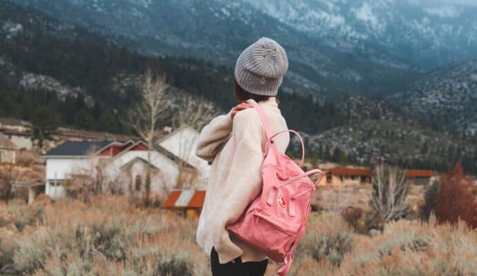 Journey2design's tweet photo. Traveling with Allergies: How to Buy Clean, Think Green, and Pack Light https://t.co/Ivr9vOsN6F via @karynlocke https://t.co/dHaJoWAqCL