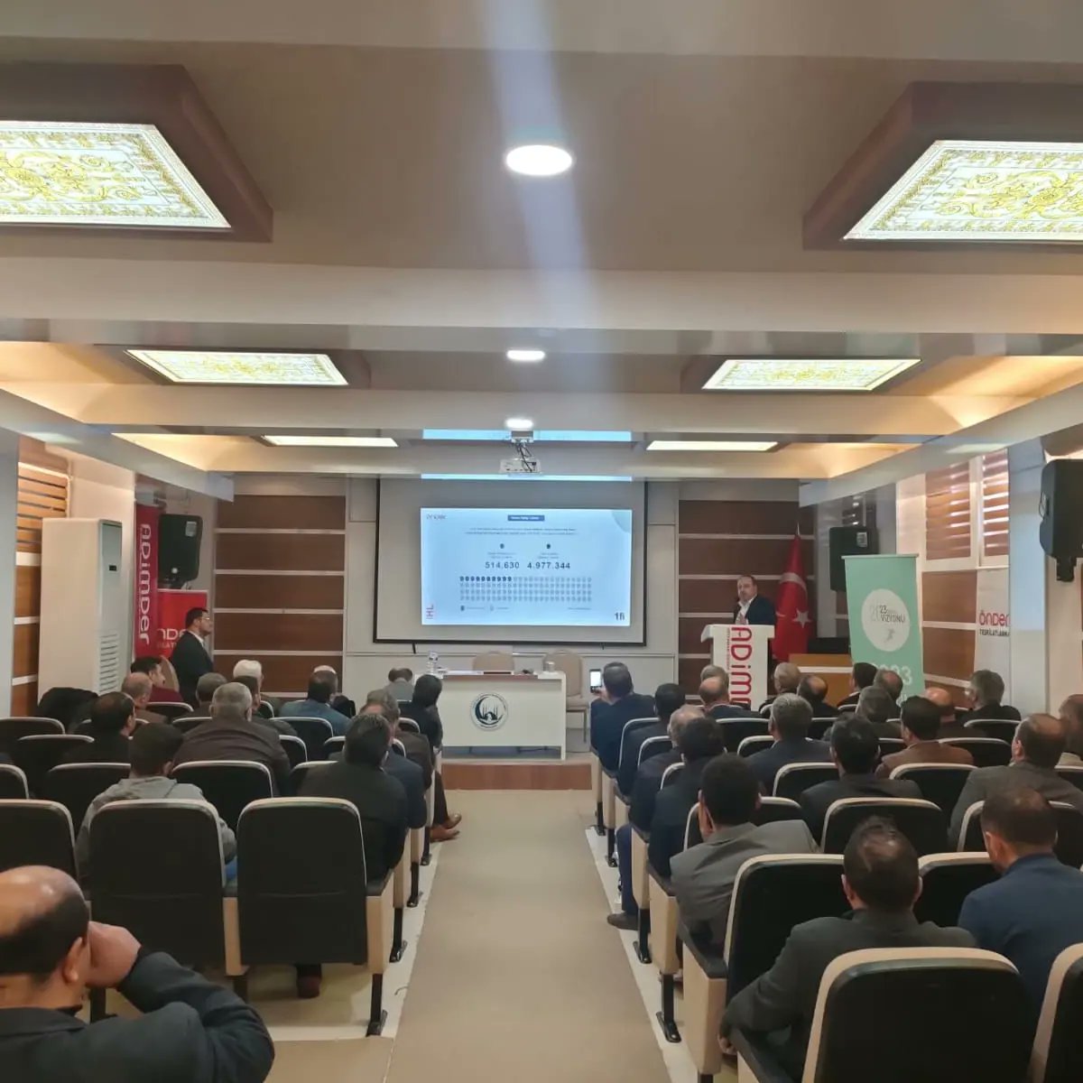 genconderurfa's tweet photo. Önder Genel merkez’den 3 kişilik heyetin ve il Gençlik başkanımızın da katılımıyla Önder ve Genç Önder bölge toplantısı,  Adıyaman ilimizde gerçekleştirildi. Alınan kararların hayırlara vesile olmasını temenni ederiz. https://t.co/fXkC3RaIb2
