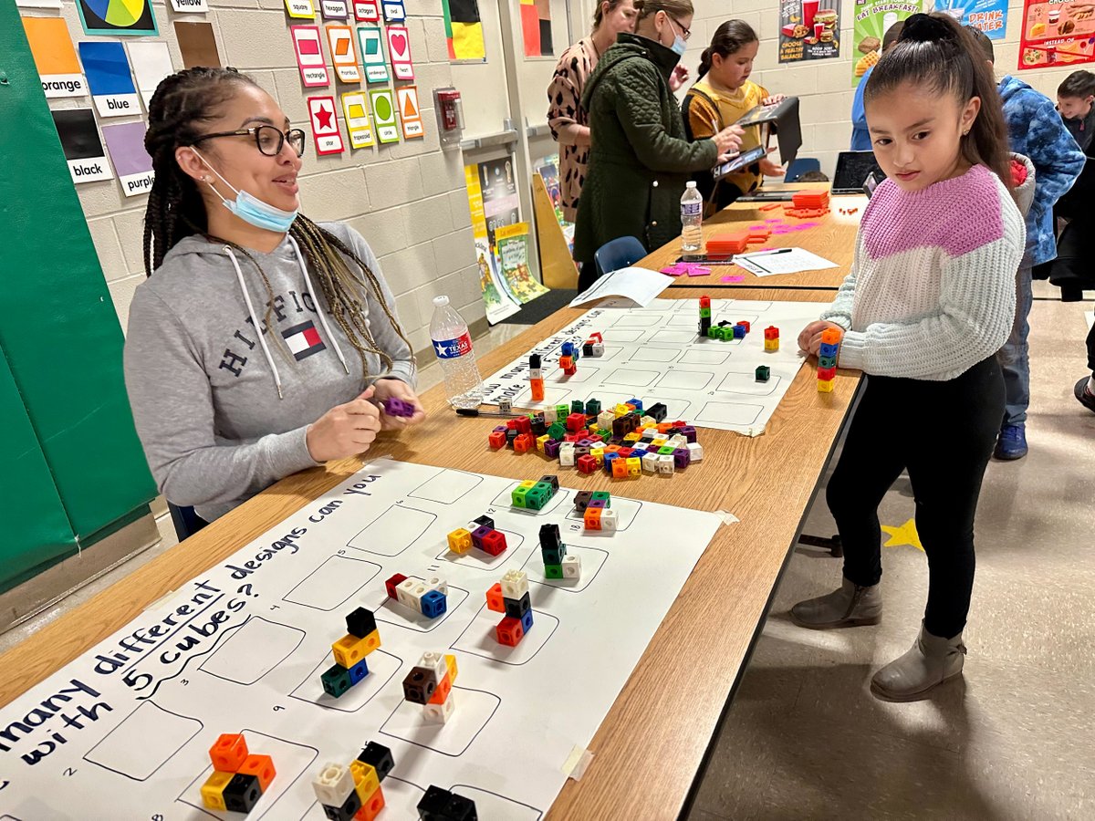 SAISD's tweet photo. Pershing Elementary families filled the gymnasium for a fun-filled STEAM Night! 

#SAISDFamilia #STEMinSAISD

¡Las familias de Pershing Elementary llenaron el gimnasio para una divertida Noche de STEAM! https://t.co/JsNDYHMZnK