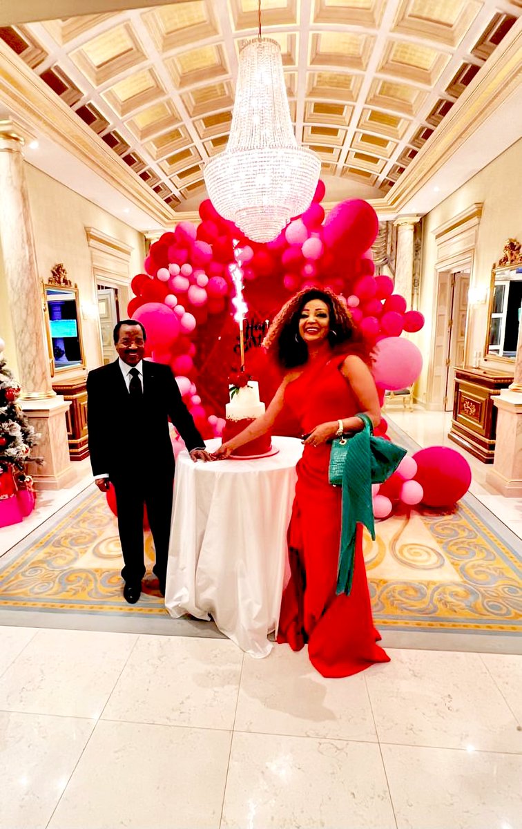 ChantalBIYA_Cmr's tweet photo. Merci pour tous vos chaleureux messages à l’occasion de mon anniversaire.
Je vous exprime toute ma sympathie.

Thank you for all the birthday messages and kind words.
I extend my love and gratitude to you all.
#ChantalBiya
#Cameroon
#Cameroun https://t.co/dDULqQlOsx