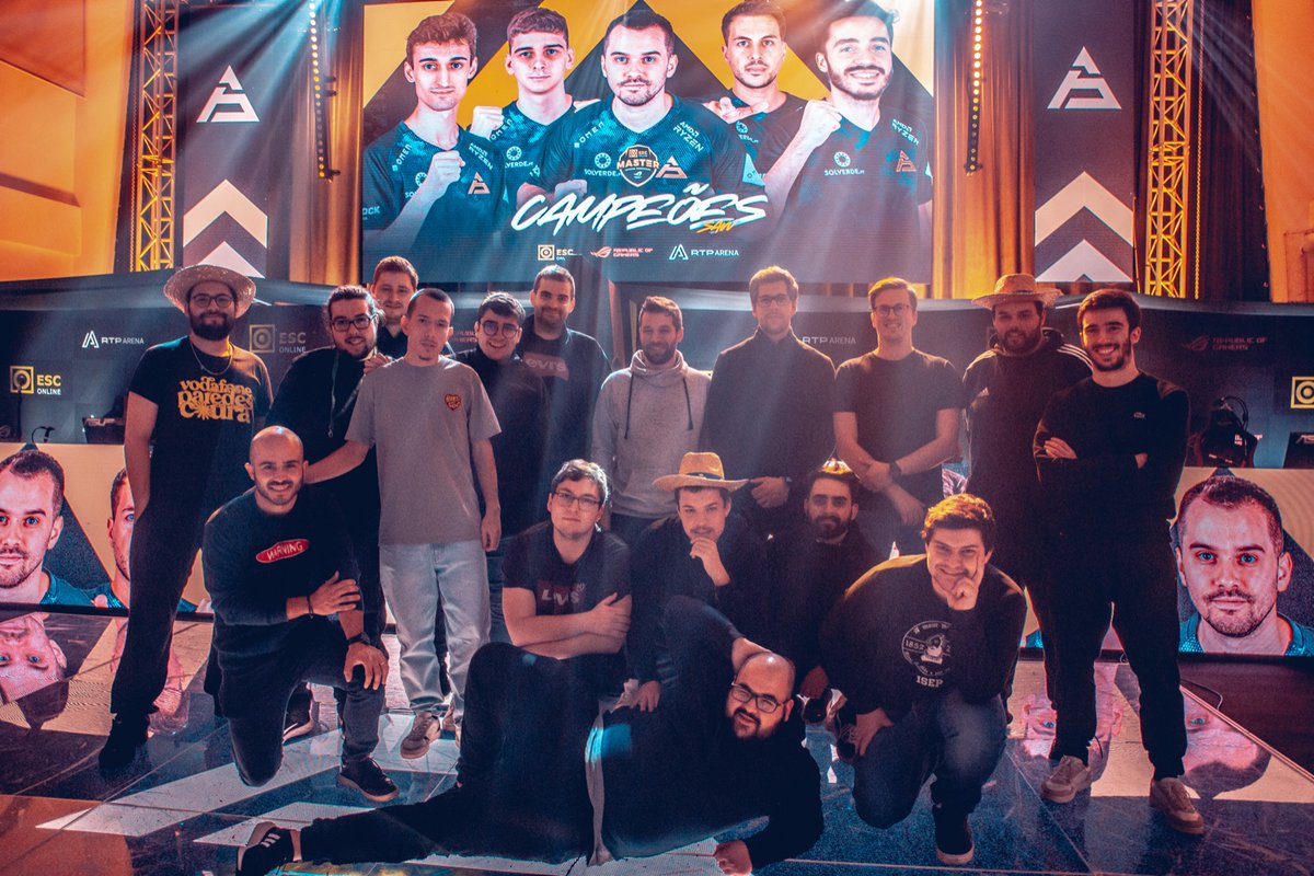 OfficialKKM's tweet photo. Décima @MasterLeaguePT terminada! Agradecimento habitual a todos que continuam a apoiar o projecto, a todos que o tornam possível, a esta fantástica equipa e ao talento. Esperemos que tenham gostado de mais uma edição. Parabéns @sawggofficial pelo título de campeões nacionais 🏆 https://t.co/usLsS8oPdN