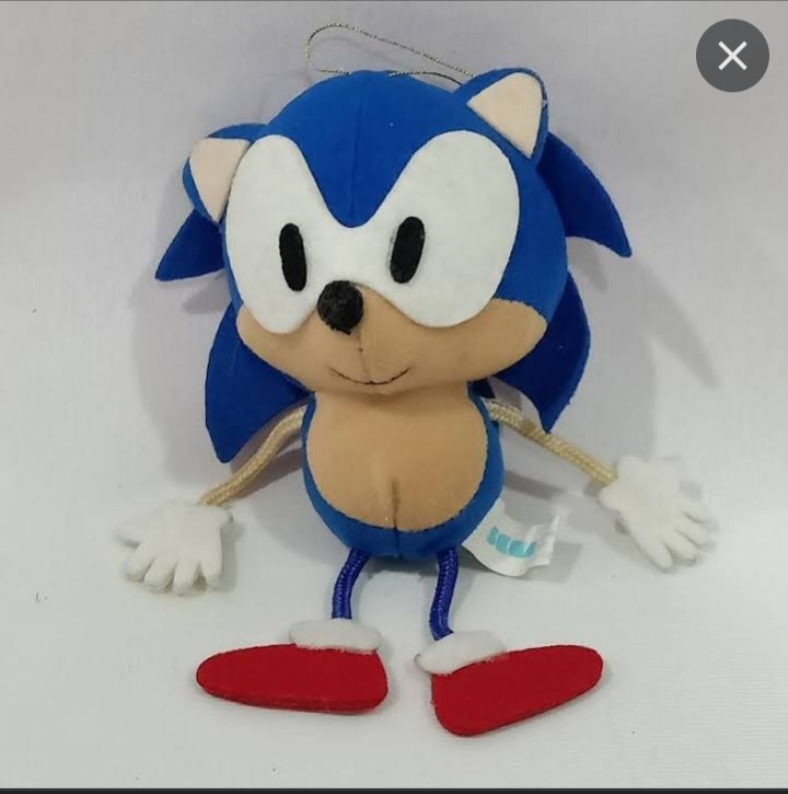 I'm planning to make my own stringy sonic plush but I need help with the pattern if anyone is willing to help I would appreciate it, just DM me #plushpattern #Sonic #plush #pattern