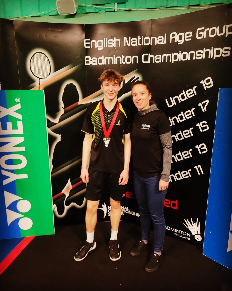 NickyCerfontyne's tweet photo. Very proud of all the players I work with this weekend but a big congratulations to @danwykes_ for winning his first Nationals title! 🥇

#teamavanti #proud #coach #national #champion #gold #badminton #badmintonlover #badmintonlovers https://t.co/RwPejrK4FH