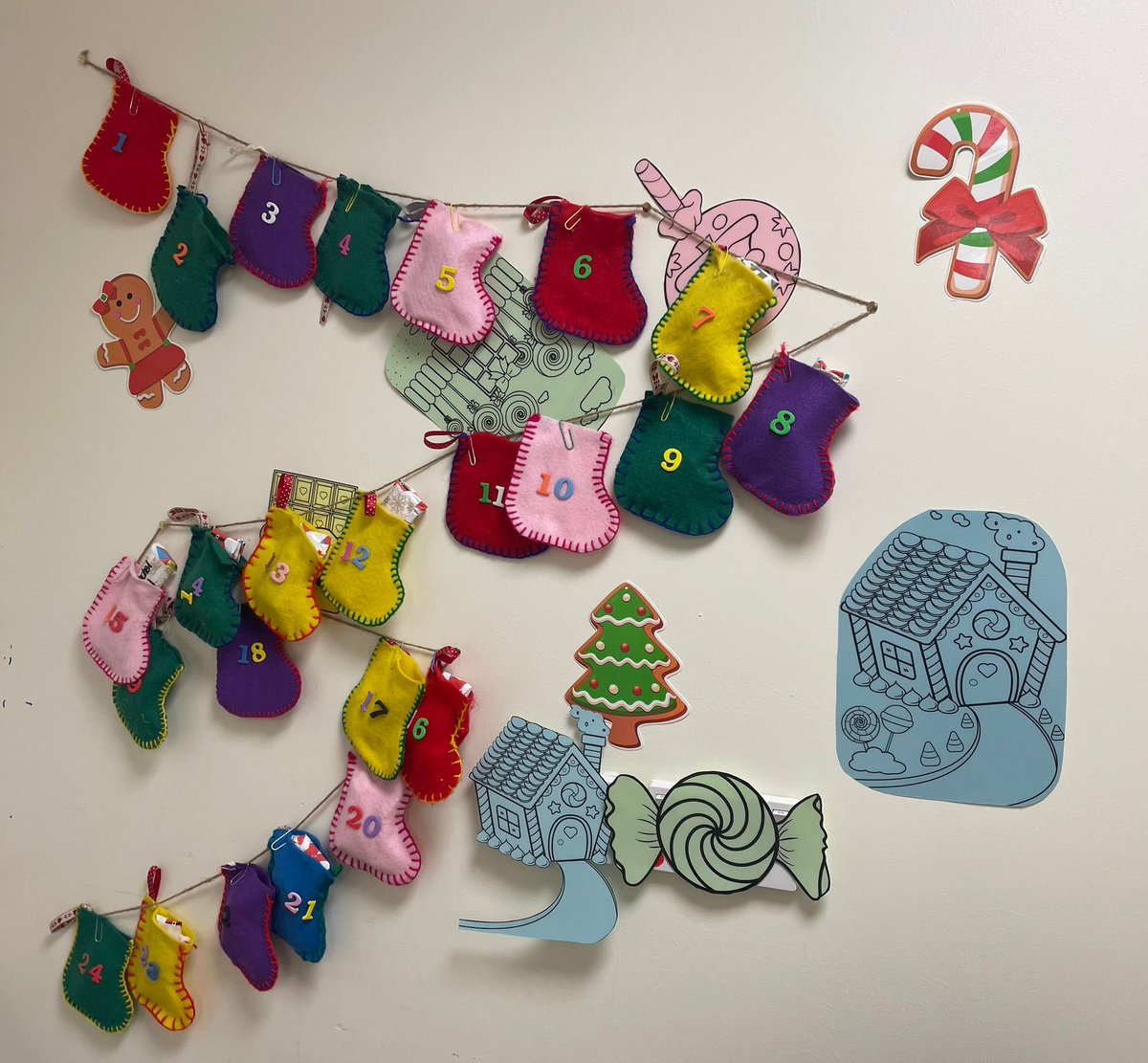 DAU RDH have started to do Christmas… Stay tuned for our gingerbread winter wonderland area….🎄🎅🏻 <a href="/seniorsisbecky/">Becky</a> <a href="/FionaStyles10/">Fiona Styles</a> <a href="/HannahTimms7/">HannahTimms</a>