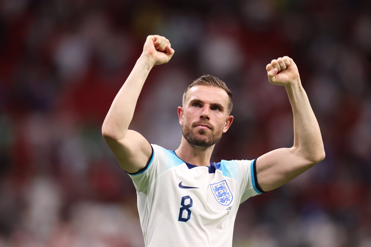 England's tweet photo. On we go!

Enjoy that, #ThreeLions fans? 😀 https://t.co/kniqtELaa2