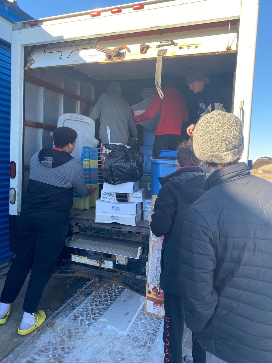 The Bobcats felt joyful and spirited as they helped set up for Project Joy this year! It's always great to help out around the community!