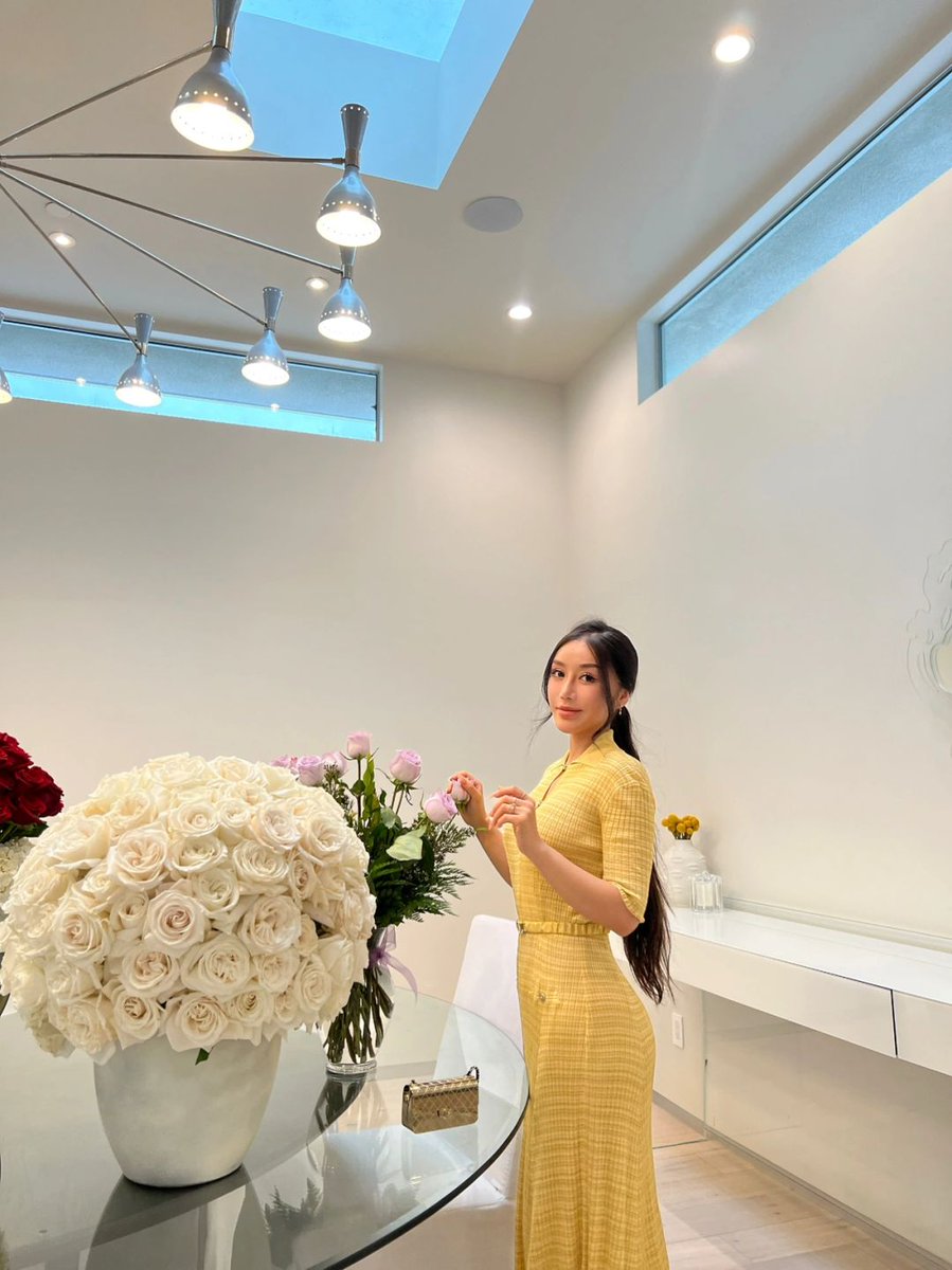 🦄 (@littletalltales) on Twitter photo 