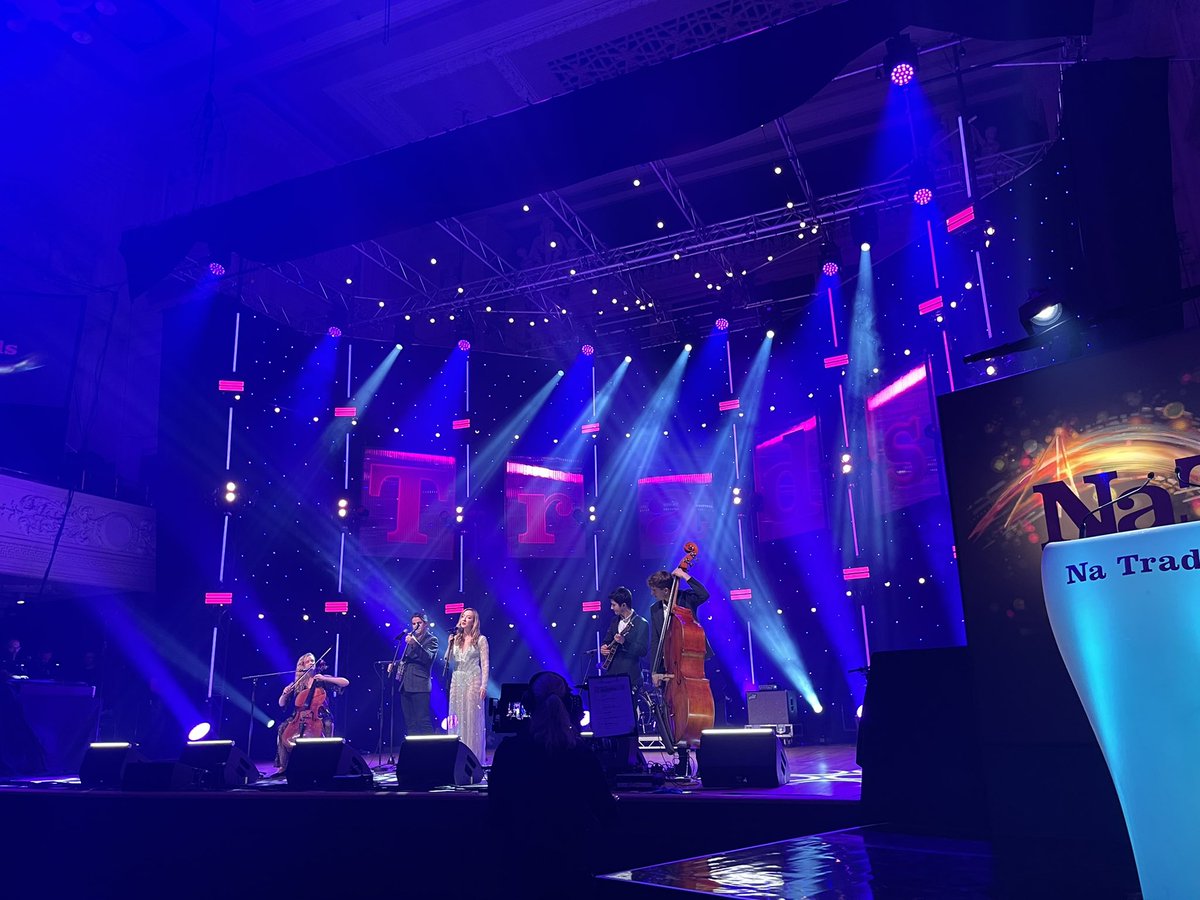 brianjaffa's tweet photo. More music at #NaTrads from @ionafyfe &amp; her band @theauldeners #TradAwards @handsupfortrad @MGALBA @bbcalba https://t.co/A50U2eyex6