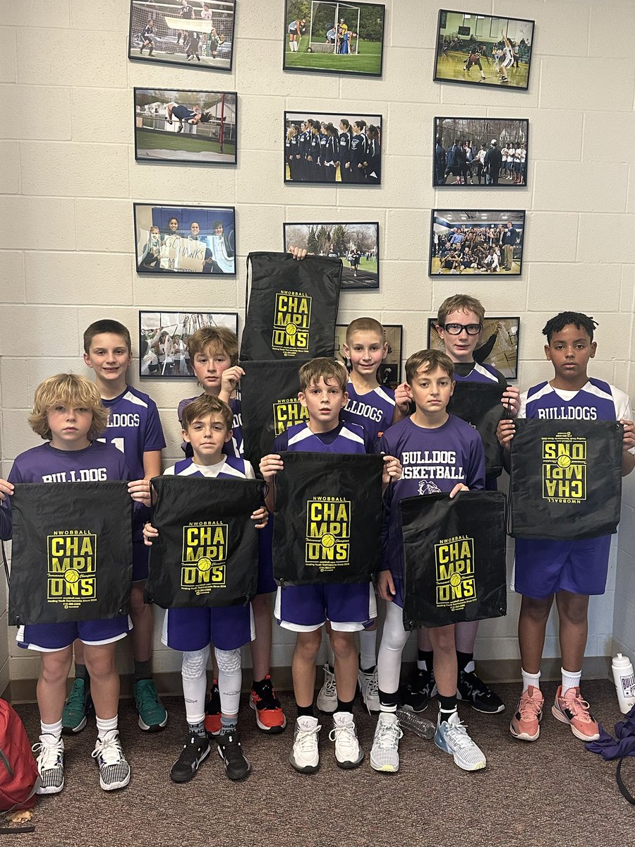 nwobball's tweet image. 5/6 boys 3-0 12/3 and 12/4 at Maumee Valley.  Swanton boys- coach Braden.  Wins over Findlay Travel, Ohio Gators and Jumpstart.  Thanks for coming and have a great week!