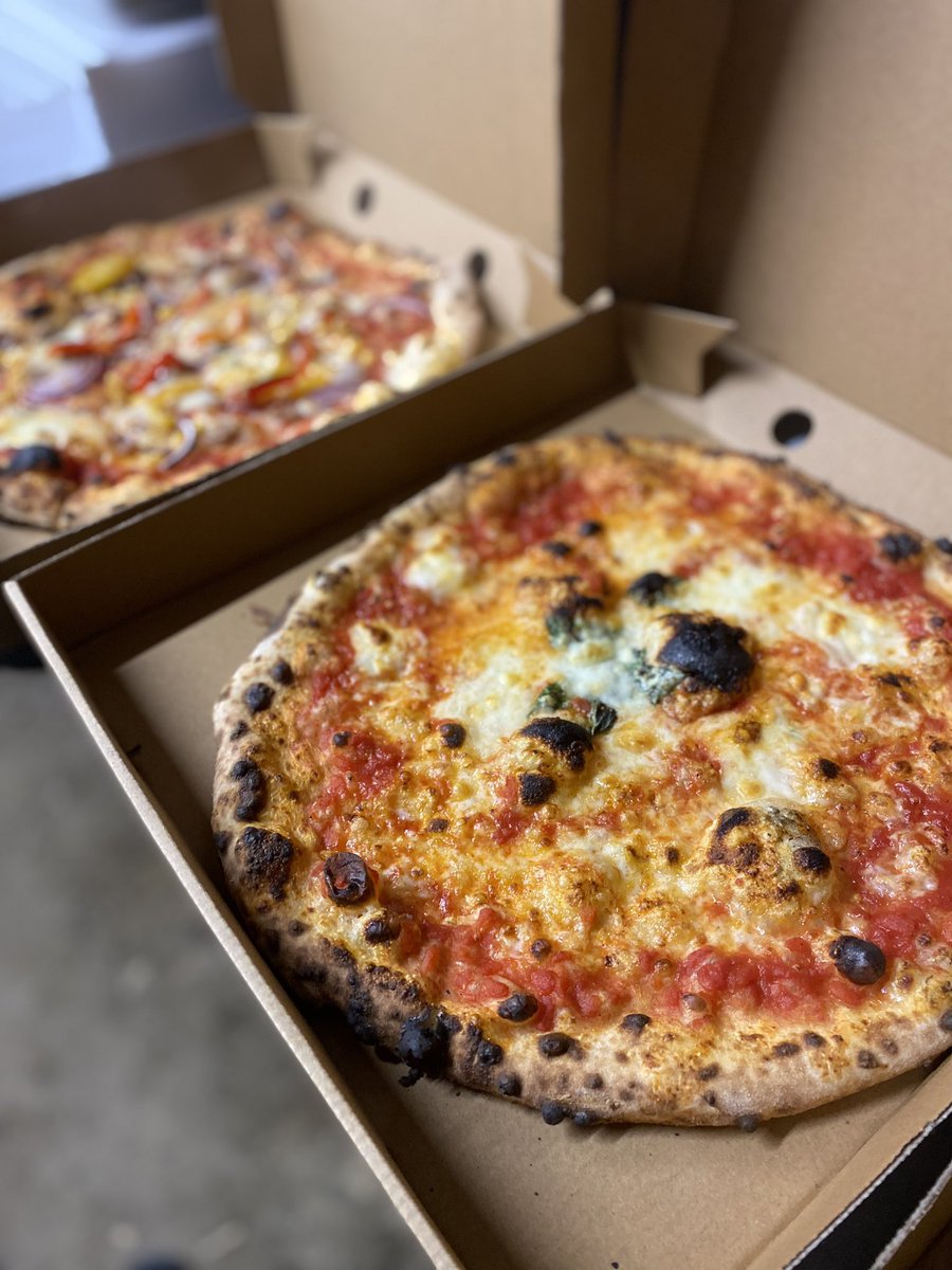 Margherita &amp; Vegetariana Pizza, just a couple of the pizzas on offer <a href="/powercrustpizza/">Power Crust Pizza</a> Vegan Mozzarella now available. #powercrustpizza #sourdoughpizza #margherita #vegetariana #veganmozzarella #pizzalovers #streetfood #woolwich #greenwich #shootershill #plumstead #takeawaypizza