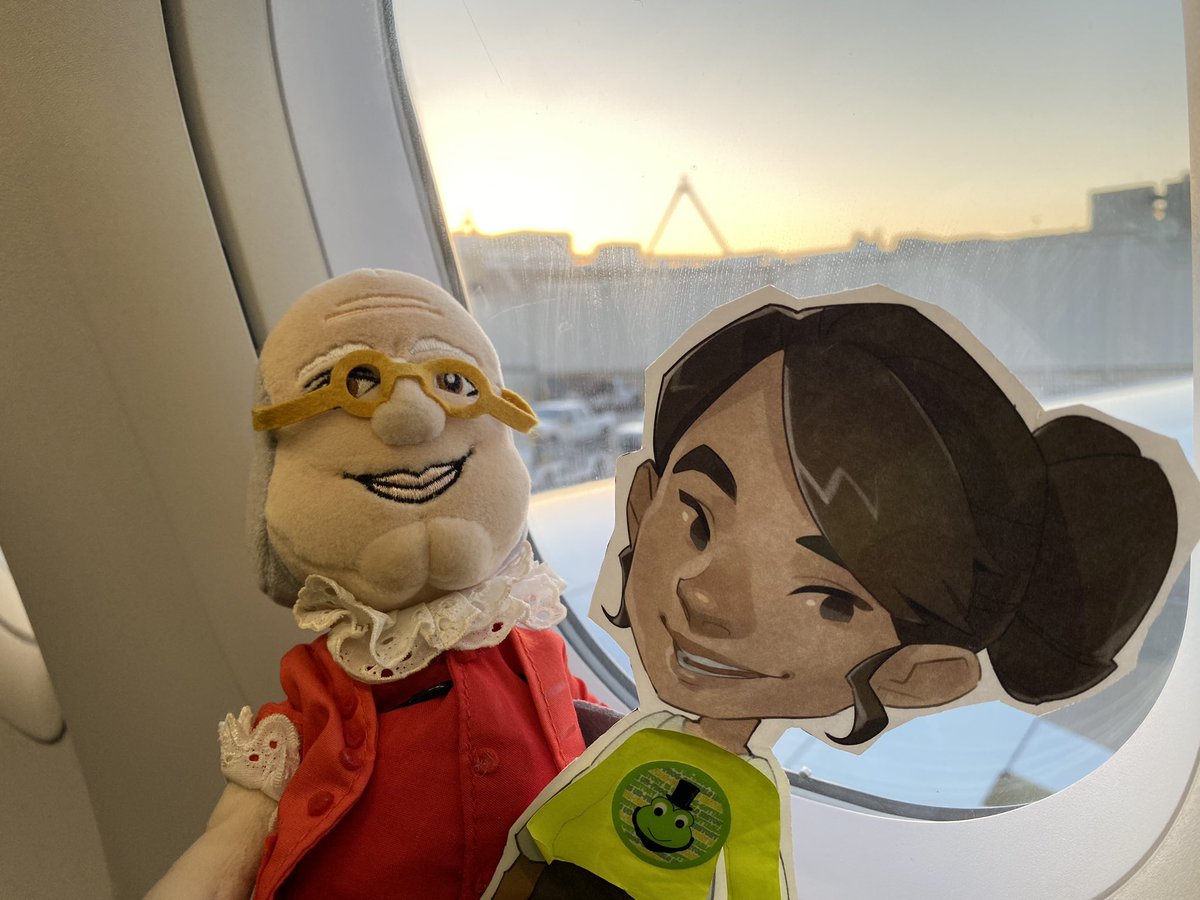 HistoryFrog's tweet photo. Full flight. @#LilBen #FlatAna will have to get along, couldn’t get separate seats this time. 😂 #BetterTogether #NCSS2022 #NCSSshare22 They’re pretty tired. Think they’ll be okay 👍🏻 https://t.co/jwuAc6apzn