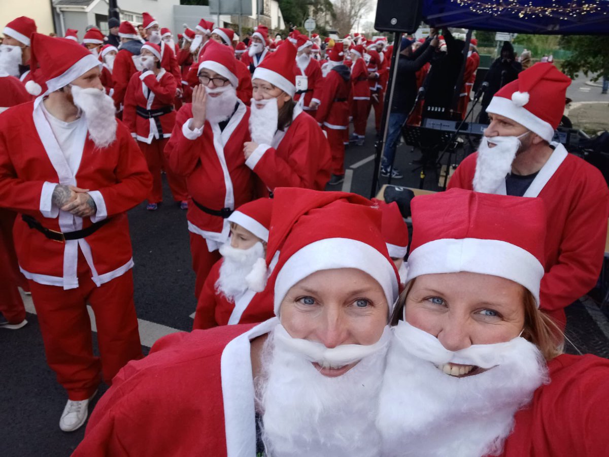 Spot the Santa! #funrun #saltash