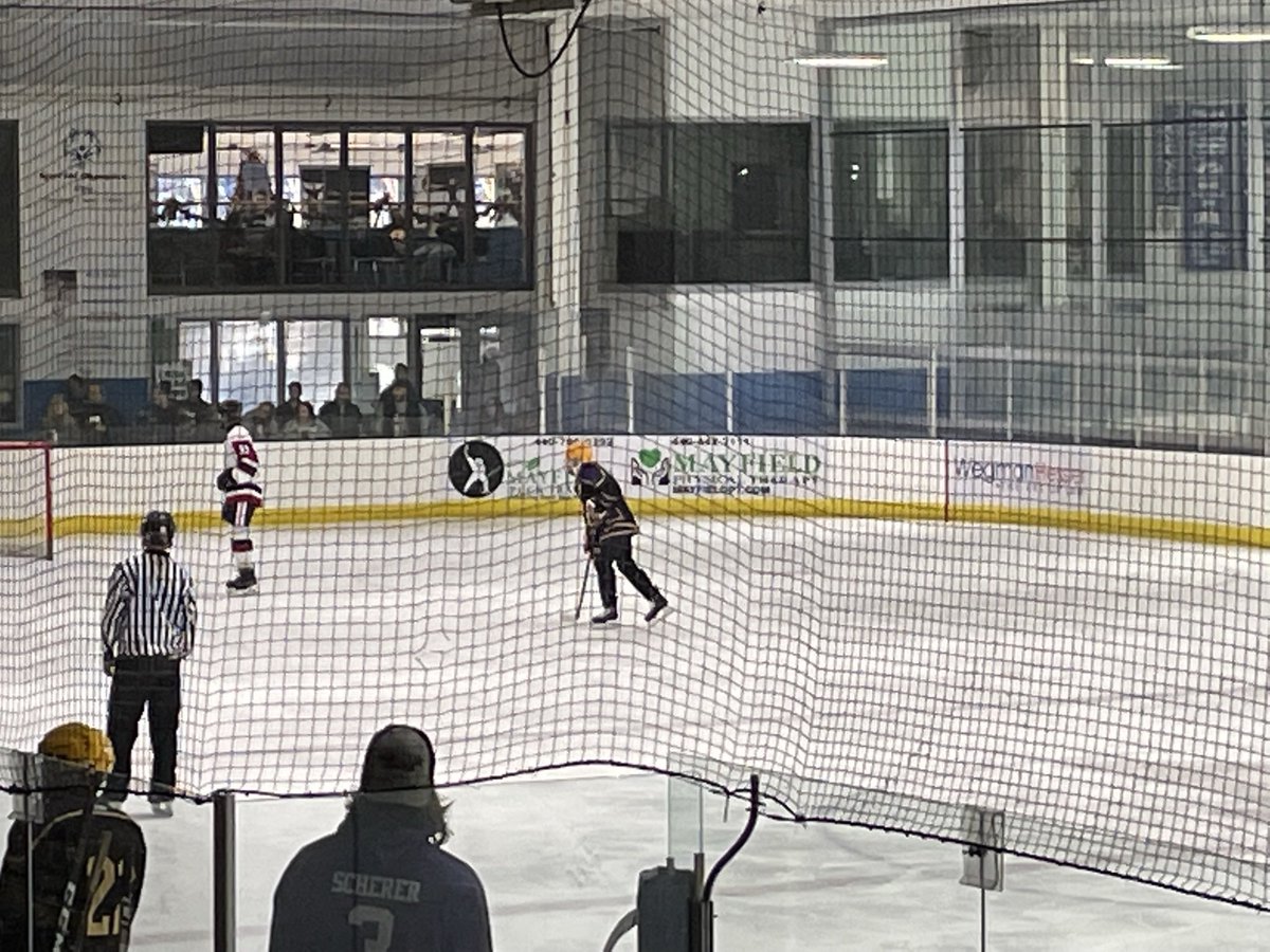 Ranger Nette Doren on the ice  attack today after helping the Rangers basketball team to a victory at Parma yesterday. Ranger Pride