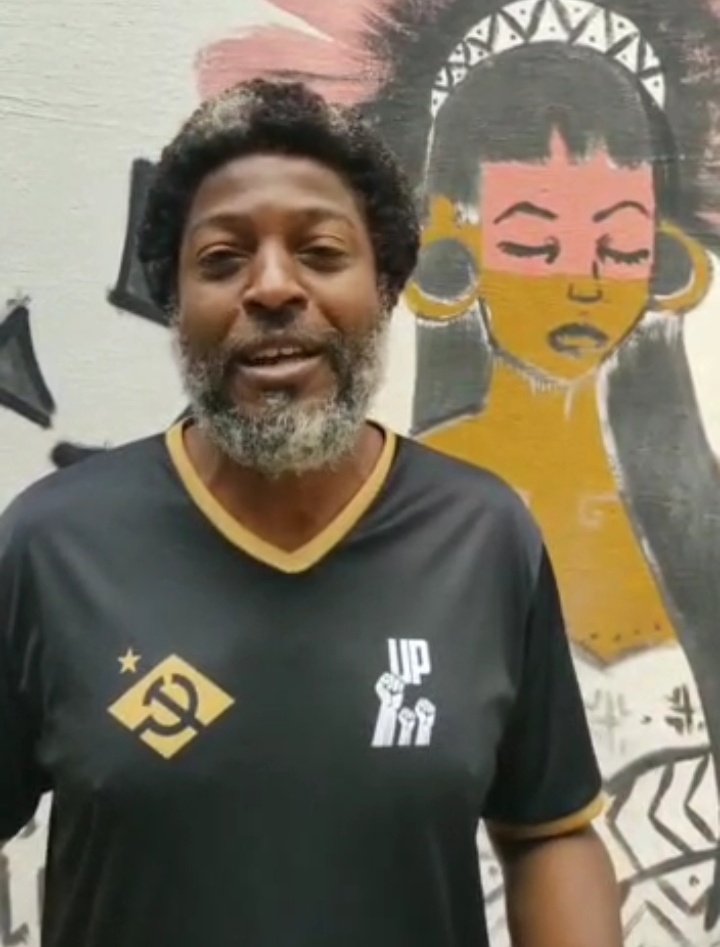 PatriaouMorte_'s tweet photo. Tudo muito bonito
Tudo muito legal 

Mas e essa camisa que o Leo tá usando a gente consegue como??? https://t.co/cff0JeHcXr