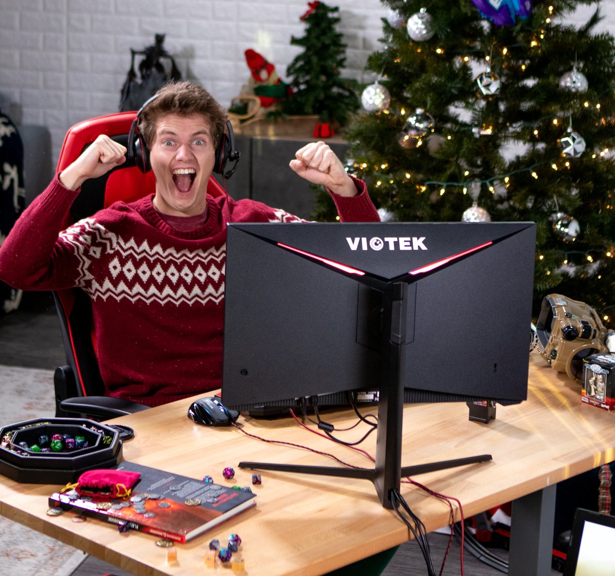 Click Here ▶️ bit.ly/3Ajr5WT
Shop our Holiday deals to give your favorite gamer the gift of Victory this holiday season. Including $130 off the NFI24DBA #Gaming Monitor.