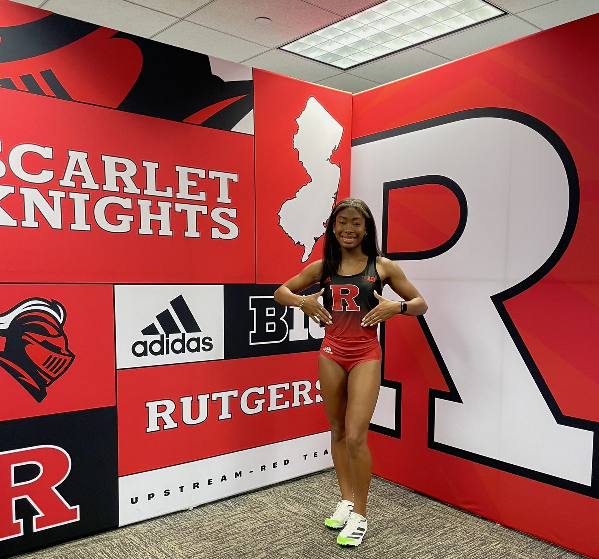 Offical Visit #4 at Rutgers. Thank you Coach Crawford and <a href="/RutgersTFXC/">Rutgers Track & Field/Cross Country</a> for having me down. I had a great time!! #notcommited