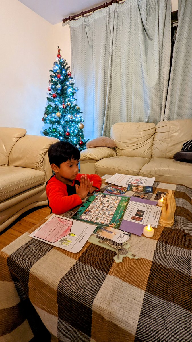 jeasonjoseph88's tweet photo. Aloysius Advent prayer..🙏
@StMaryB17 #prayerbag #ReceptionYRT #christmas2022 https://t.co/Guvf2d1x5U