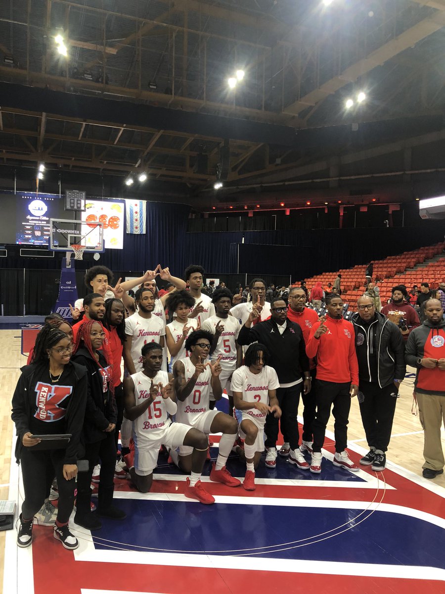 Dave's Joint (@daves_joint) on Twitter photo Three of the premier teams in the <a href="/CPLAthletics/">Chicago Public League Athletics</a> in <a href="/SimeonNation/">SimeonNation</a>, <a href="/WYoungBoysBball/">WY Boy's Basketball</a> & <a href="/KenwoodHoops/">Kenwood Mens’ Basketball</a> held it down for their city last night at the <a href="/ChiEliteClassic/">Chicago Elite Classic</a>! These are some of the strongest teams in the nation, let alone the Midwest. Three of the premier teams in the <a href="/CPLAthletics/">Chicago Public League Athletics</a> in <a href="/SimeonNation/">SimeonNation</a>, <a href="/WYoungBoysBball/">WY Boy's Basketball</a> & <a href="/KenwoodHoops/">Kenwood Mens’ Basketball</a> held it down for their city last night at the <a href="/ChiEliteClassic/">Chicago Elite Classic</a>! These are some of the strongest teams in the nation, let alone the Midwest.